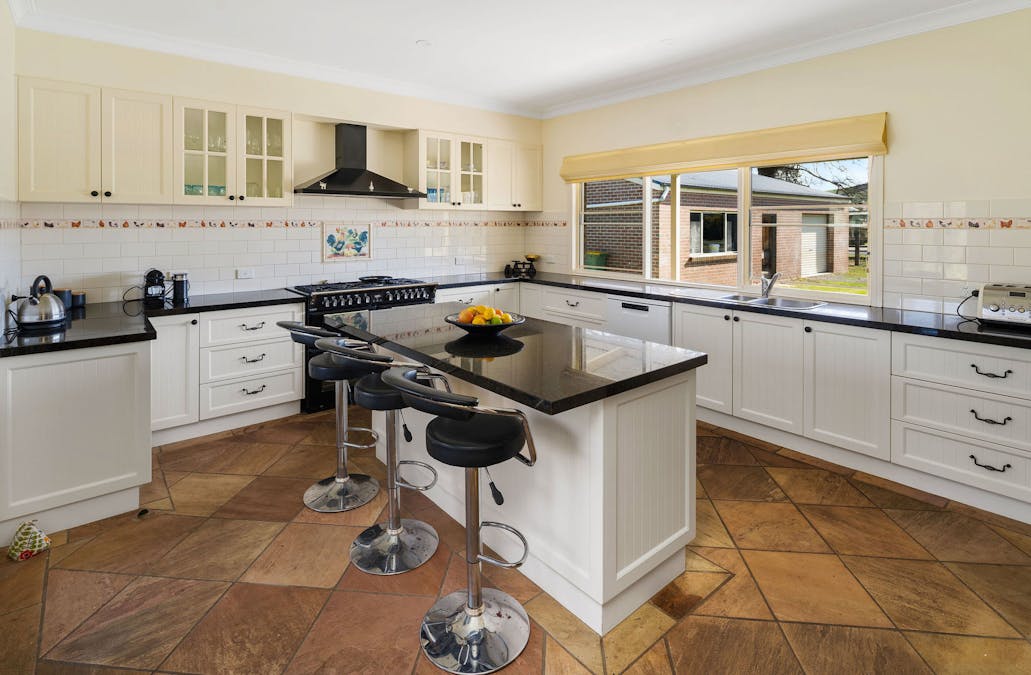 24 Bon Street, Alexandra, VIC, 3714 - Image 3