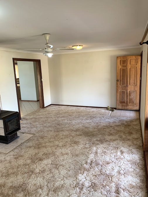 19 Dale Crescent, Narembeen, WA, 6369 - Image 9