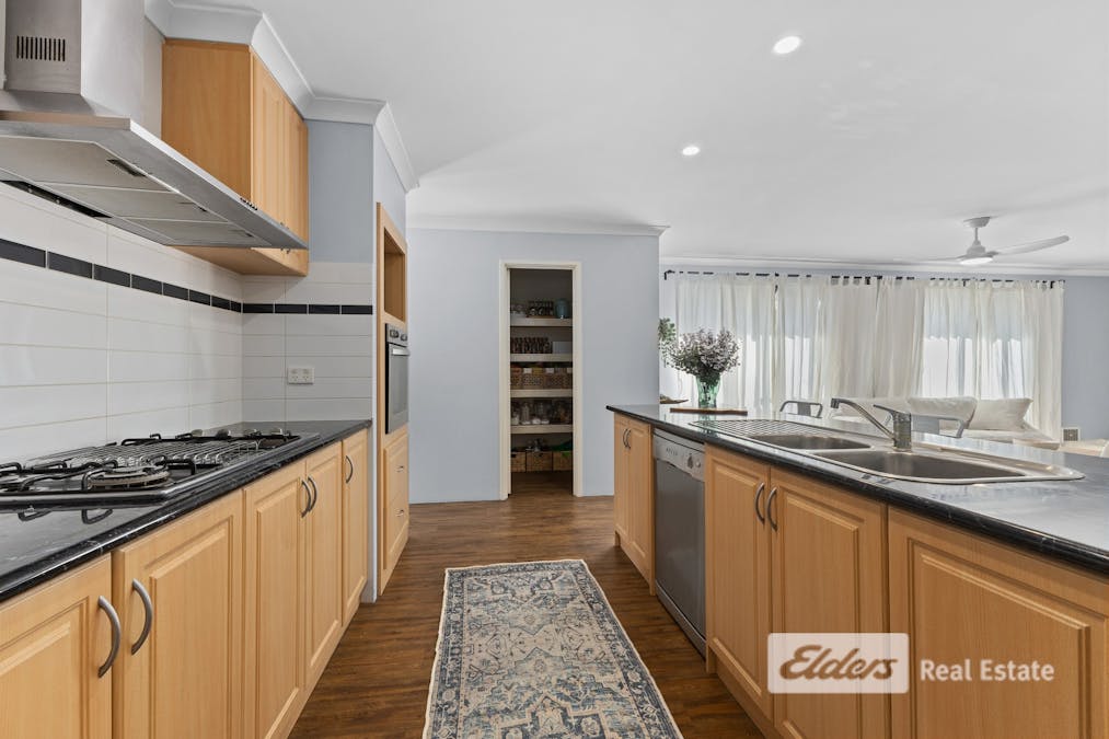 61 Kingston Drive, Australind, WA, 6233 - Image 4