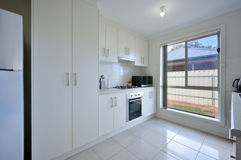 7 Eden Court, Whyalla Stuart, SA, 5608 - Image 2