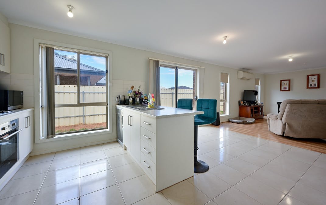 7 Eden Court, Whyalla Stuart, SA, 5608 - Image 3