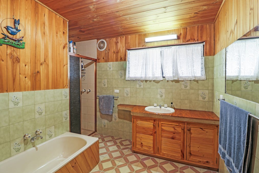 35 Rankin Street, Maindample, VIC, 3723 - Image 11