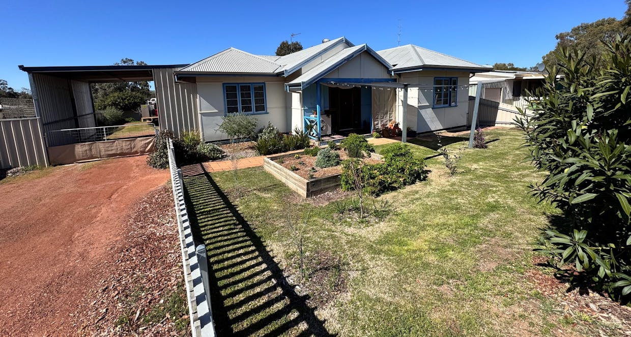 45 James Street, Northam, WA, 6401 - Image 1