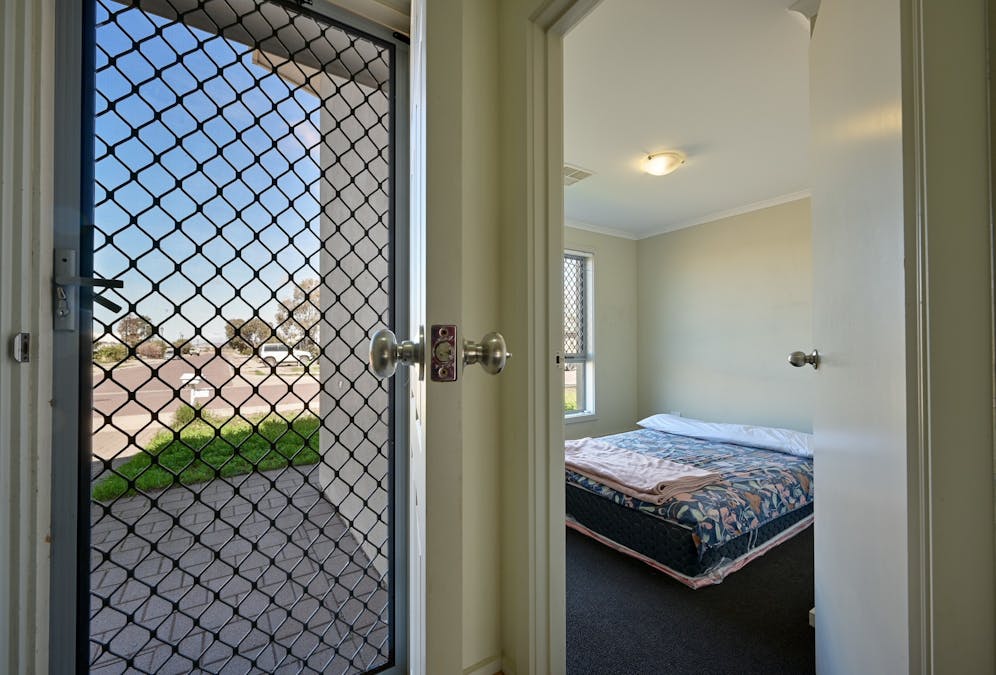 14 McInness Street, Whyalla Jenkins, SA, 5609 - Image 2