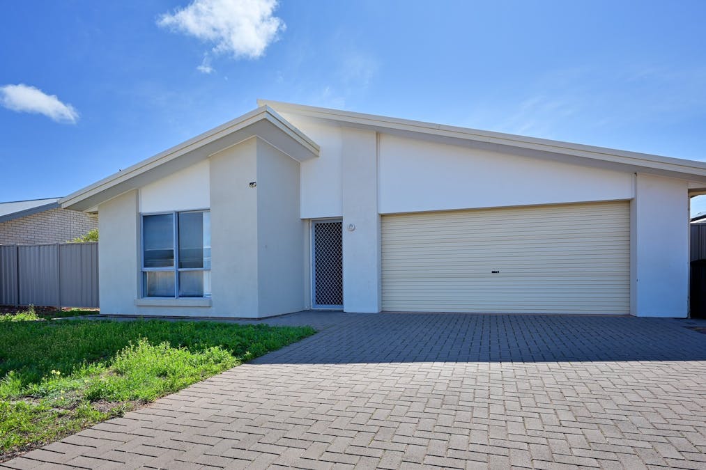 14 McInness Street, Whyalla Jenkins, SA, 5609 - Image 1