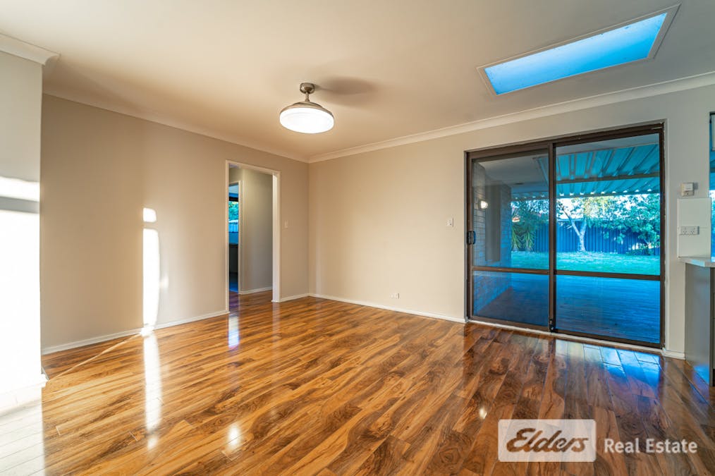 2 Kingston Close, Safety Bay, WA, 6169 - Image 10