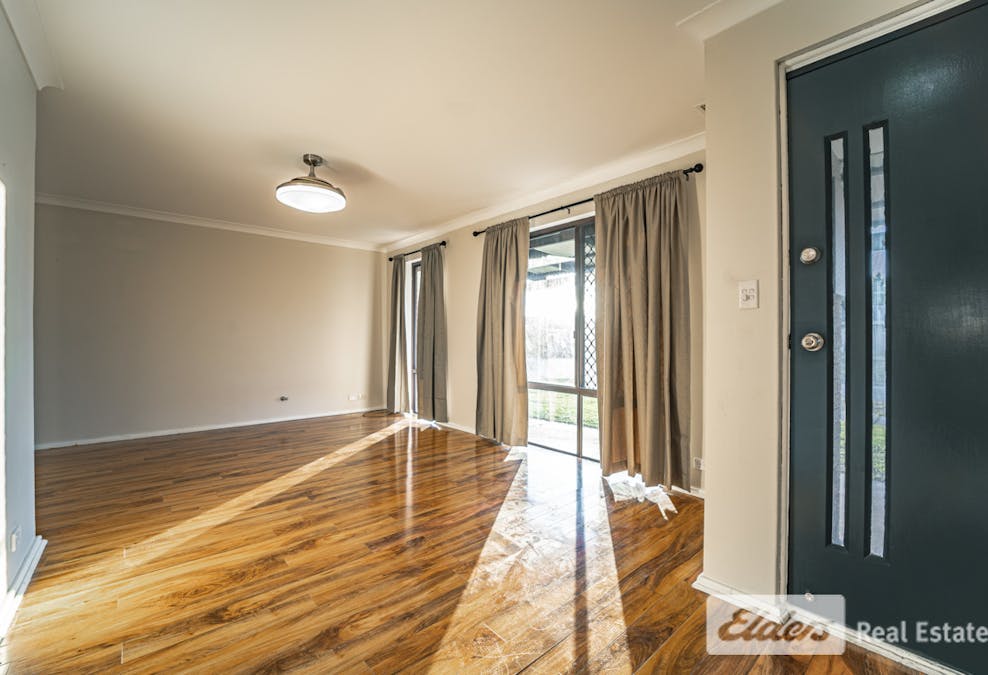 2 Kingston Close, Safety Bay, WA, 6169 - Image 7