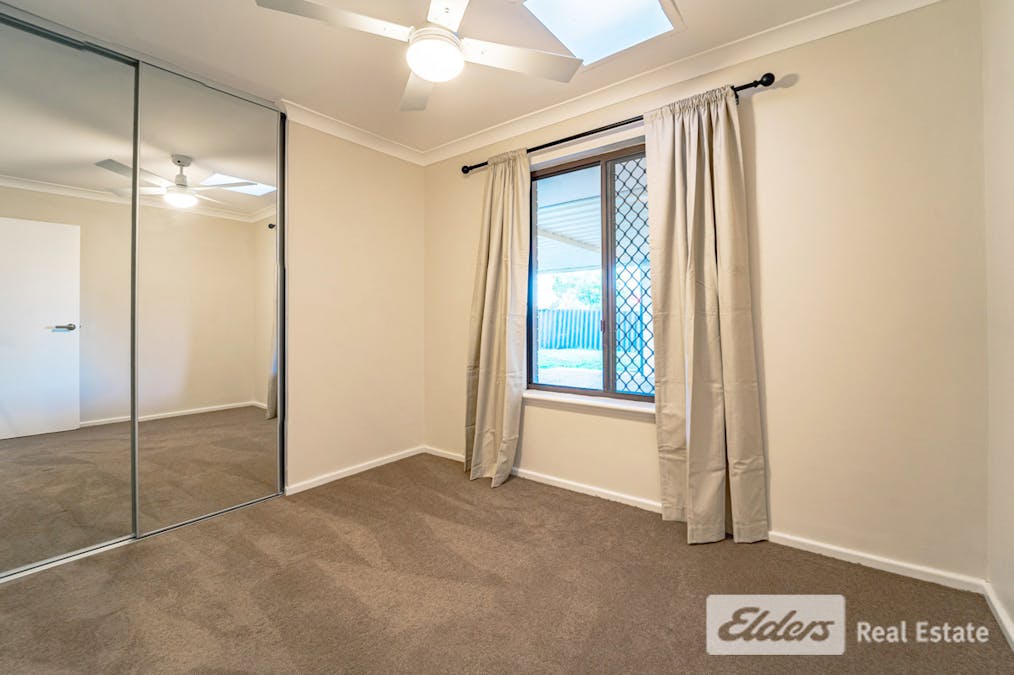 2 Kingston Close, Safety Bay, WA, 6169 - Image 18