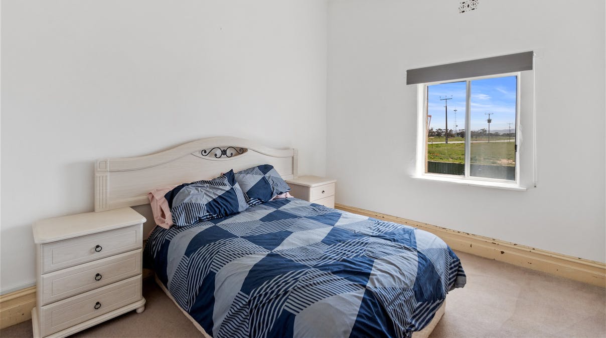 6 Eighteenth Street, Orroroo, SA, 5431 - Image 9