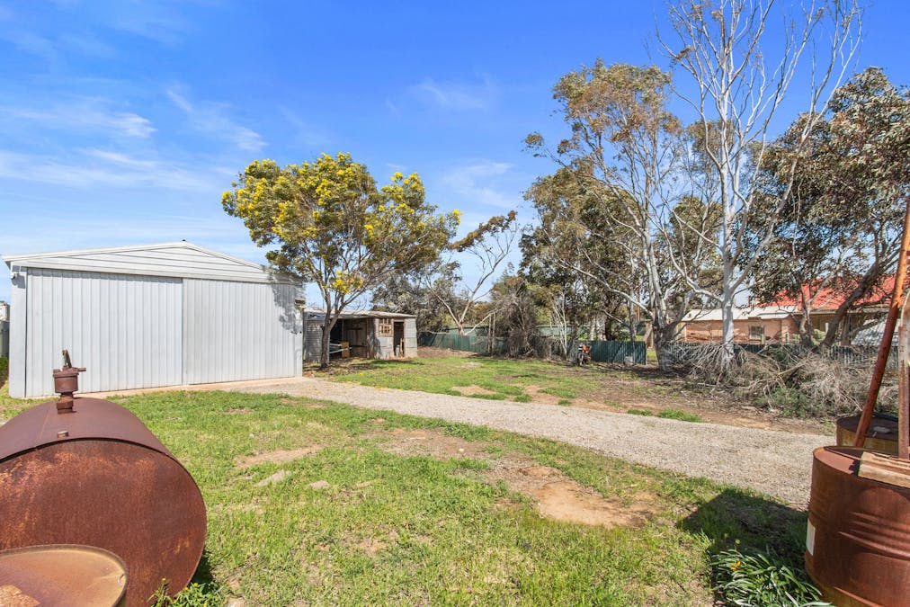 6 Eighteenth Street, Orroroo, SA, 5431 - Image 15