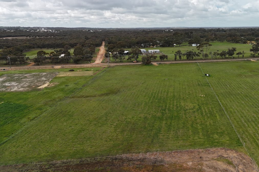 56 Prosser Street, Katanning, WA, 6317 - Image 8