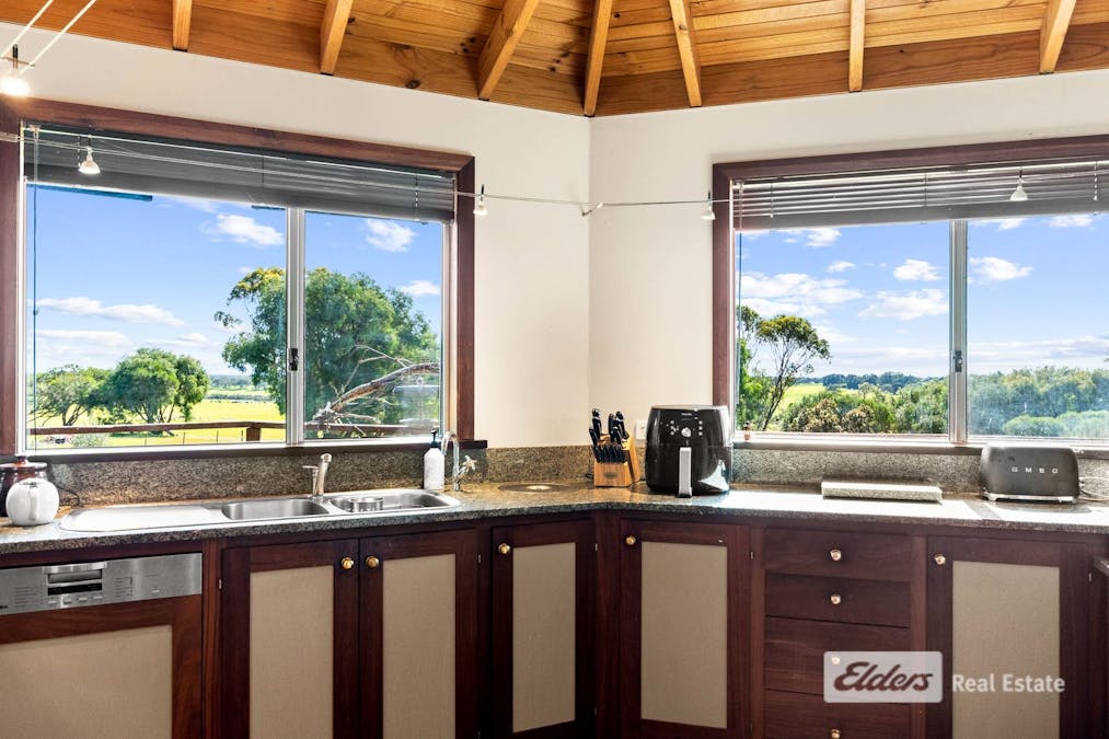 73 Viscount Heights, Lower King, WA, 6330 - Image 8