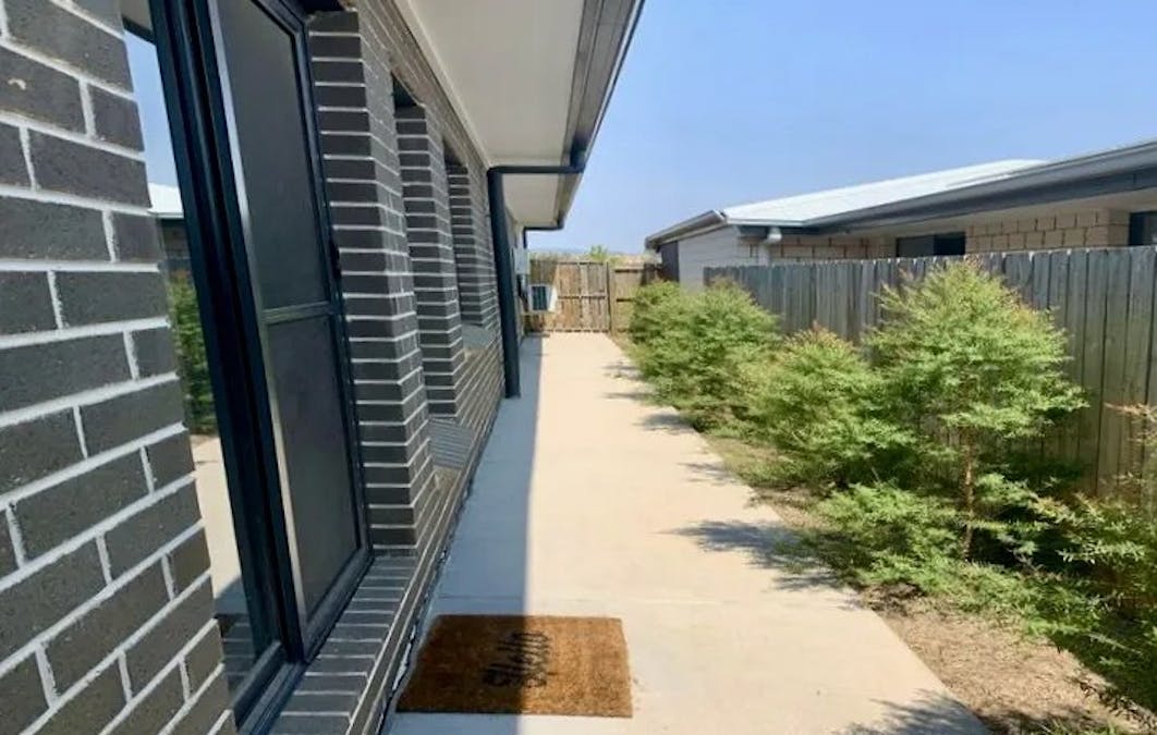 3 Kirrama Street, South Ripley, QLD, 4306 - Image 2