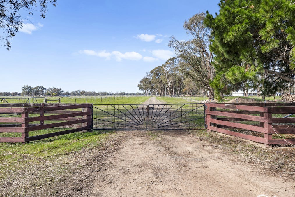 1677 ARCAD Arcadia Two Chain Road, Miepoll, VIC, 3666 - Image 15
