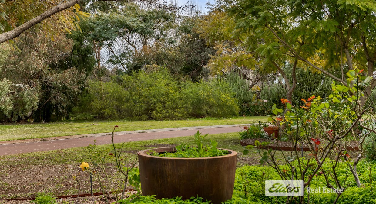 10 Buckland Way, Australind, WA, 6233 - Image 26