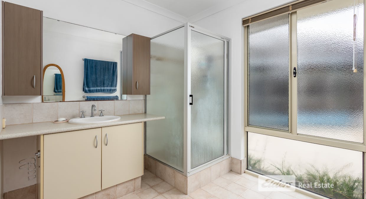 10 Buckland Way, Australind, WA, 6233 - Image 14