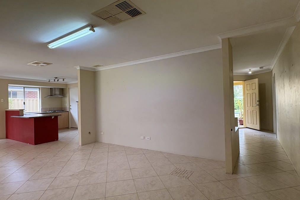 26 Mackay Road, Dalyellup, WA, 6230 - Image 5