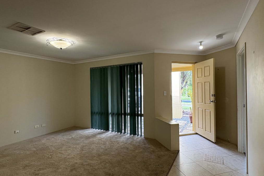 26 Mackay Road, Dalyellup, WA, 6230 - Image 2