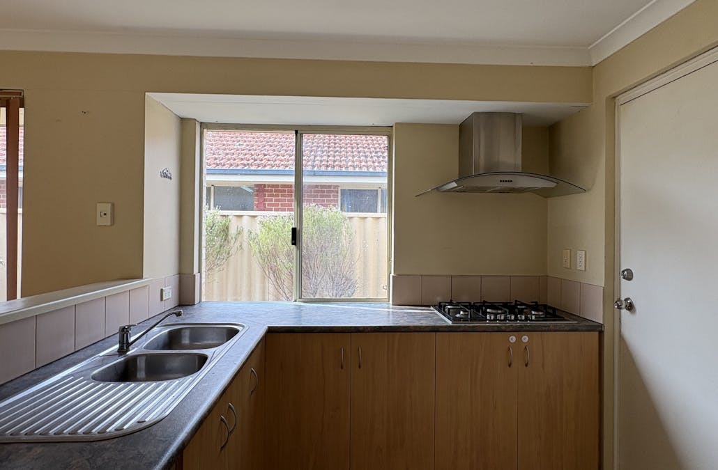26 Mackay Road, Dalyellup, WA, 6230 - Image 10