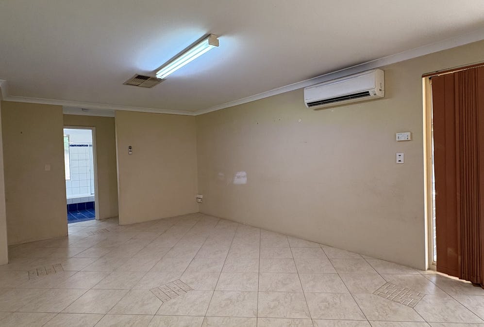 26 Mackay Road, Dalyellup, WA, 6230 - Image 7