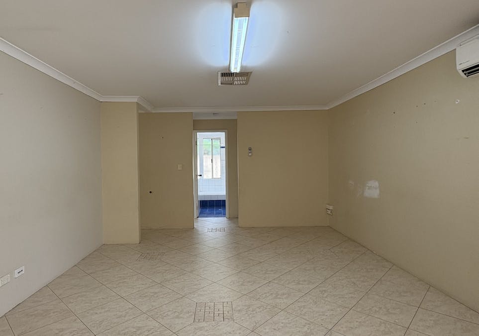 26 Mackay Road, Dalyellup, WA, 6230 - Image 6