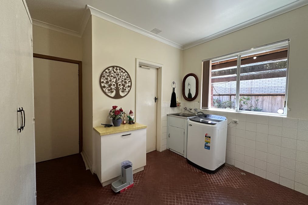6 Kobeelya Avenue, Katanning, WA, 6317 - Image 19