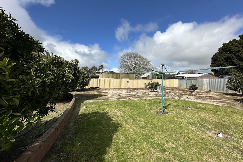 6 Kobeelya Avenue, Katanning, WA, 6317 - Image 26