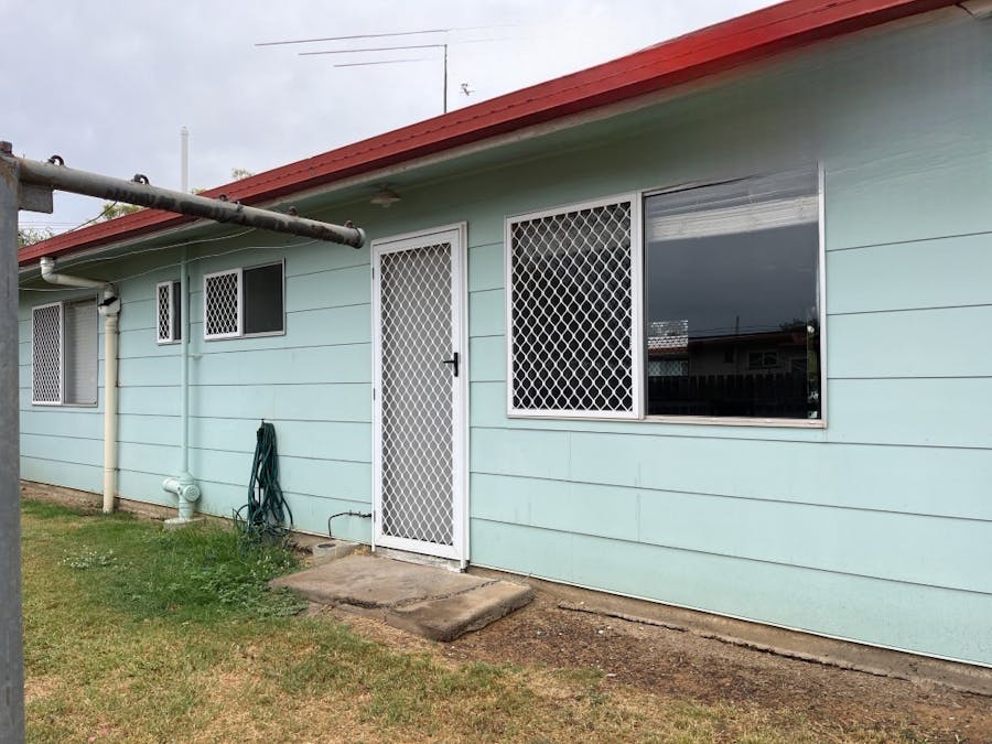 2/19-21 Lindsay Street, Dalby, QLD, 4405 - Image 7