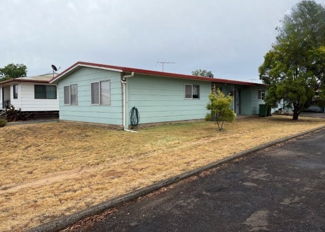 2/19-21 Lindsay Street, Dalby, QLD, 4405 - Image 1