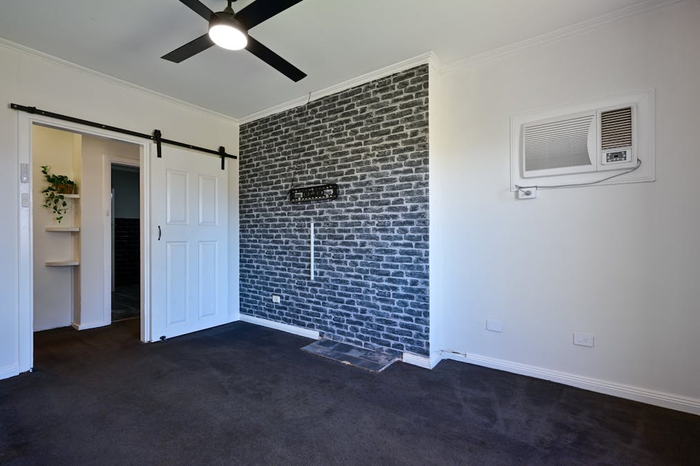 1 Henderson Street, Whyalla Norrie, SA, 5608 - Image 4