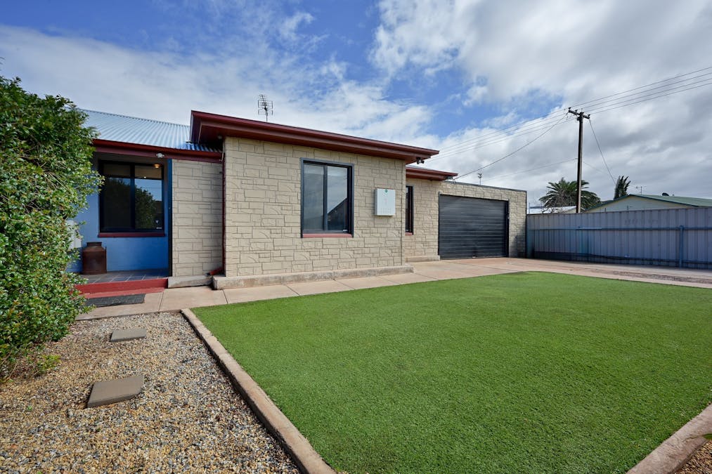 1 Henderson Street, Whyalla Norrie, SA, 5608 - Image 1