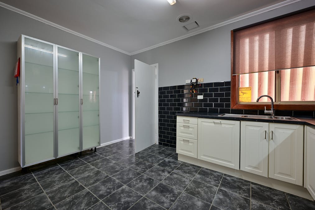 1 Henderson Street, Whyalla Norrie, SA, 5608 - Image 6