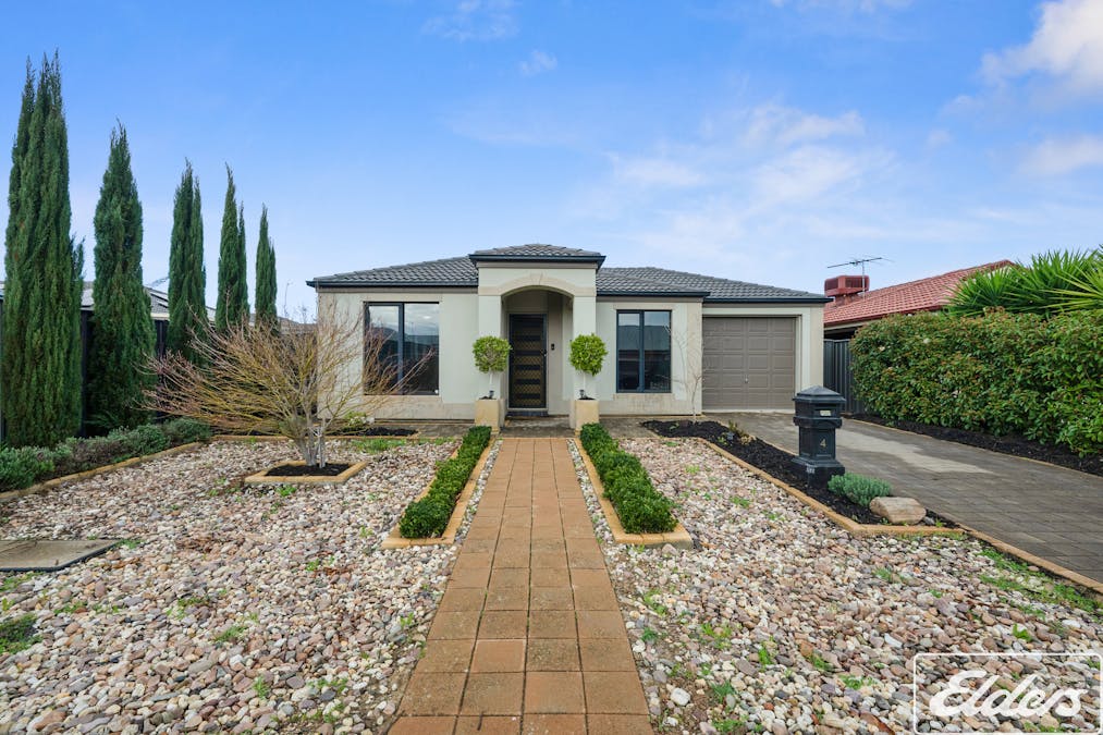 4 Stringy Bark Court, Munno Para West, SA, 5115 - Image 1