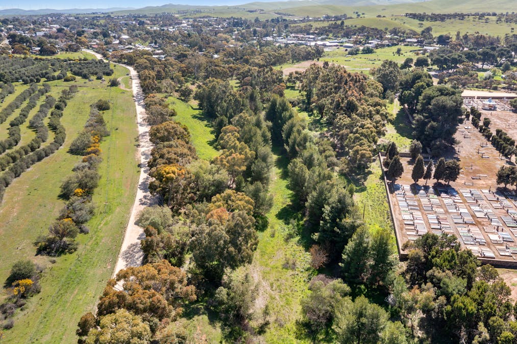 Lot 4 Lower Thames Street, Burra, SA, 5417 - Image 2