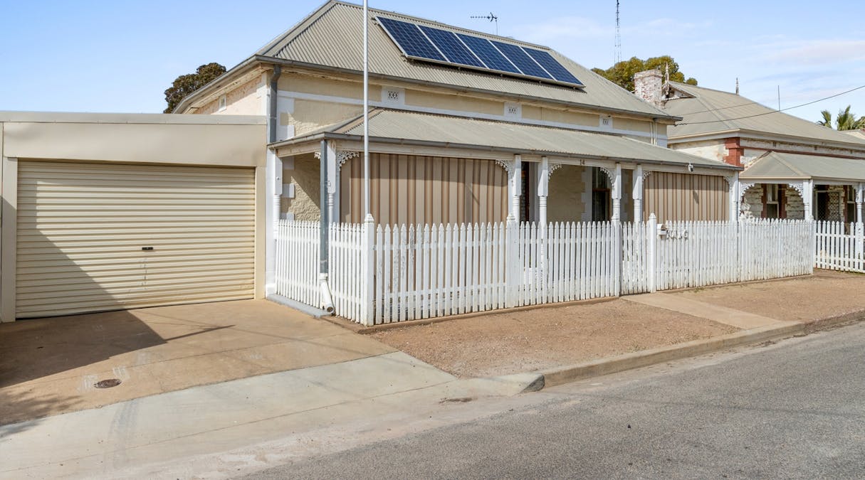 14 Manders Street, Solomontown, SA, 5540 - Image 2