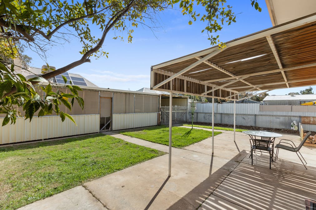 14 Manders Street, Solomontown, SA, 5540 - Image 22