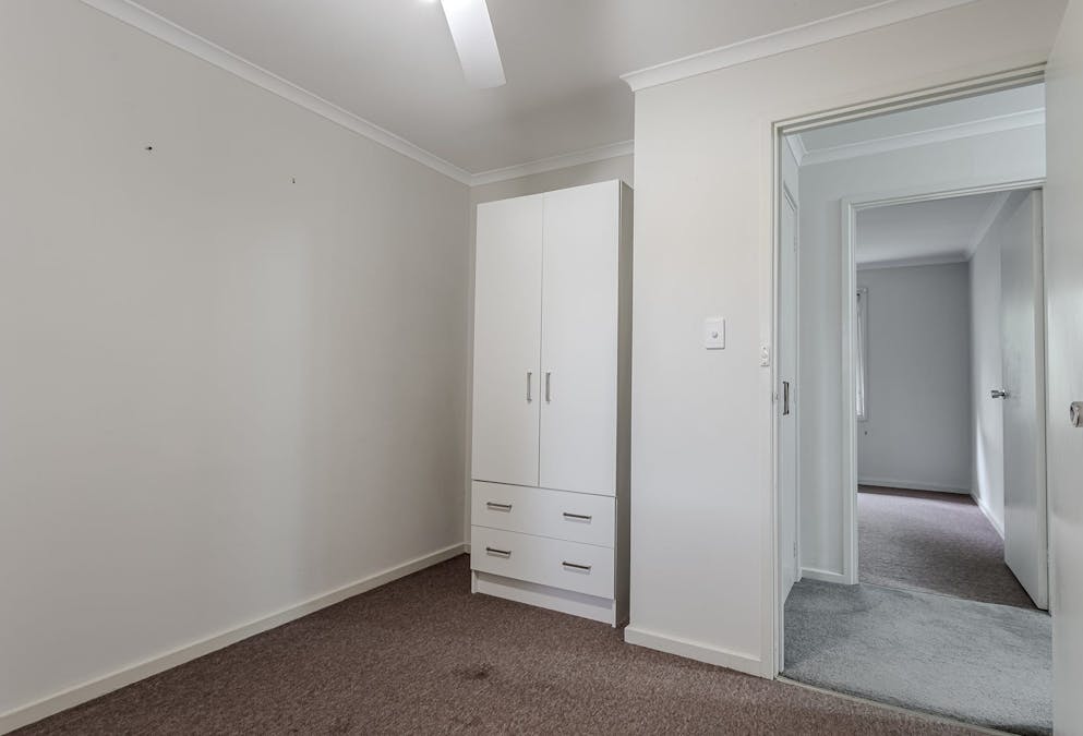 86 Cedar Avenue, Naracoorte, SA, 5271 - Image 8
