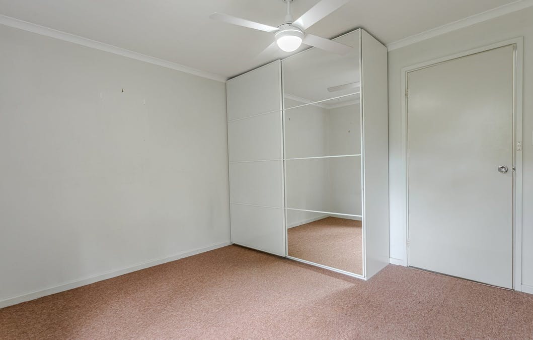 86 Cedar Avenue, Naracoorte, SA, 5271 - Image 6