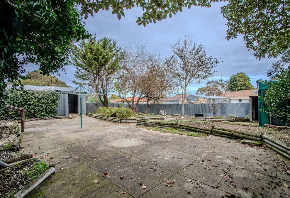 86 Cedar Avenue, Naracoorte, SA, 5271 - Image 10