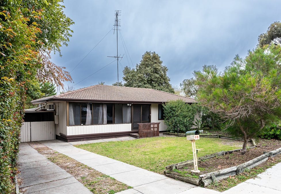86 Cedar Avenue, Naracoorte, SA, 5271 - Image 1