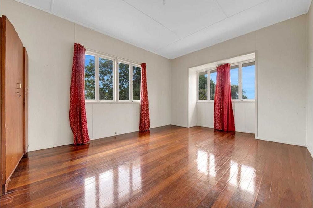 2 Nothling Street, New Auckland, QLD, 4680 - Image 10