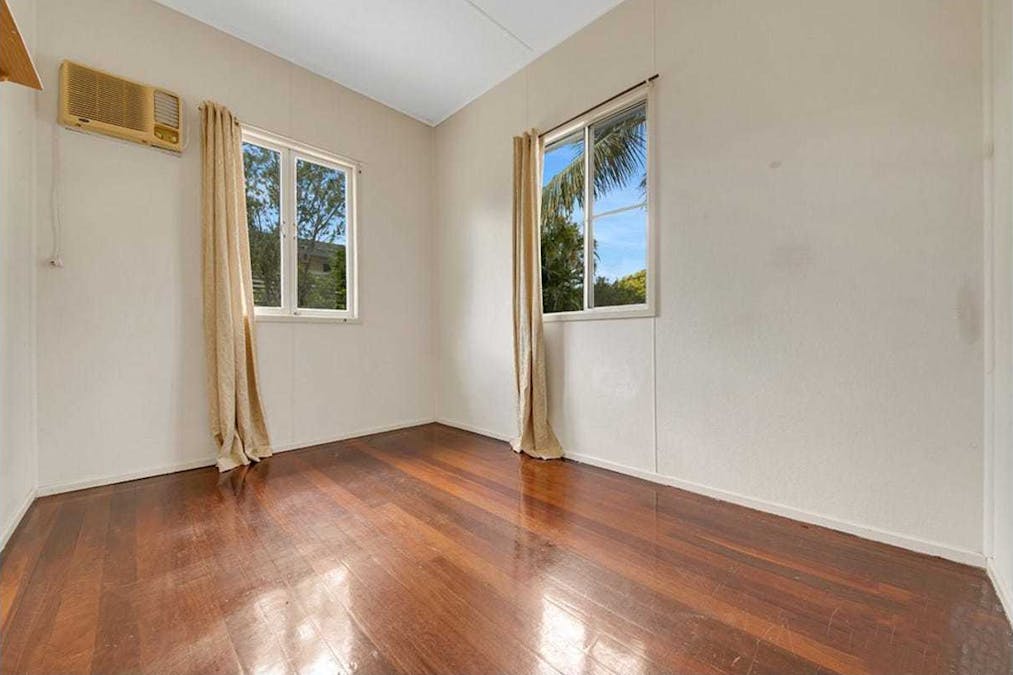 2 Nothling Street, New Auckland, QLD, 4680 - Image 8