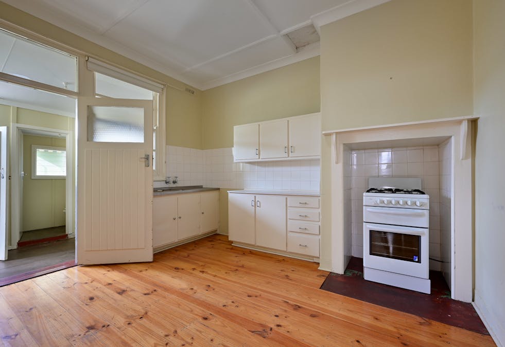 18 Rudall Avenue, Whyalla Playford, SA, 5600 - Image 3