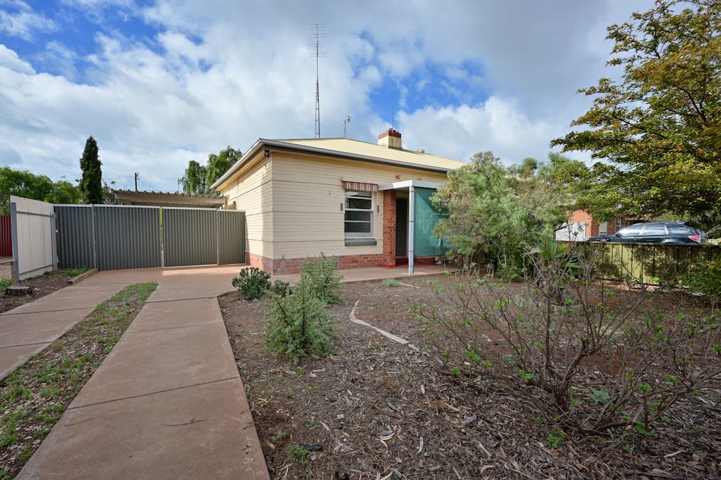 18 Rudall Avenue, Whyalla Playford, SA, 5600 - Image 1