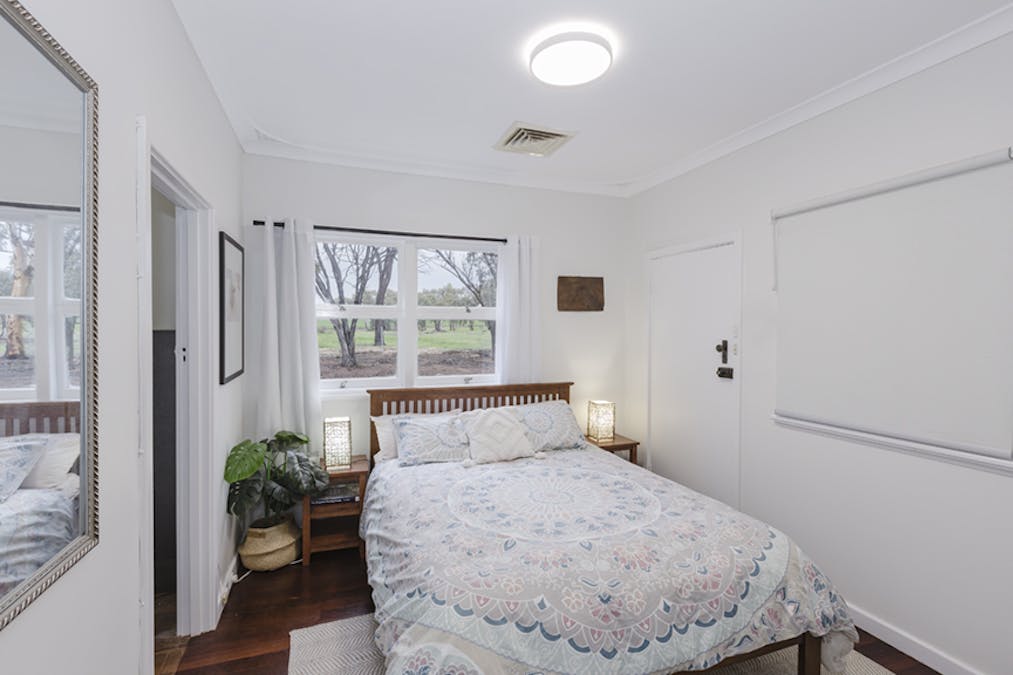 124 Boyagarra Road, Brookton, WA, 6306 - Image 13