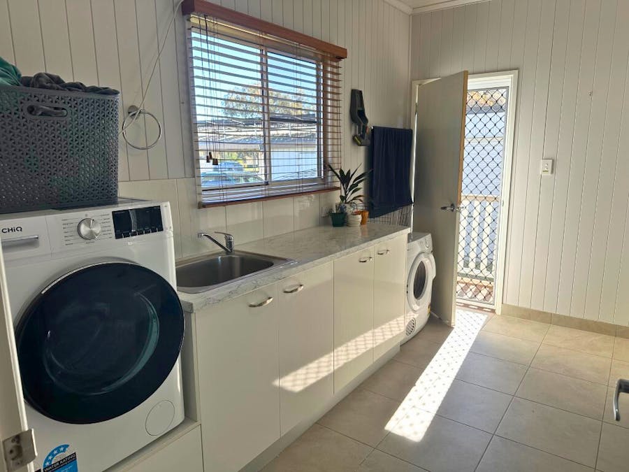 122 Pratten Street, Dalby, QLD, 4405 - Image 6