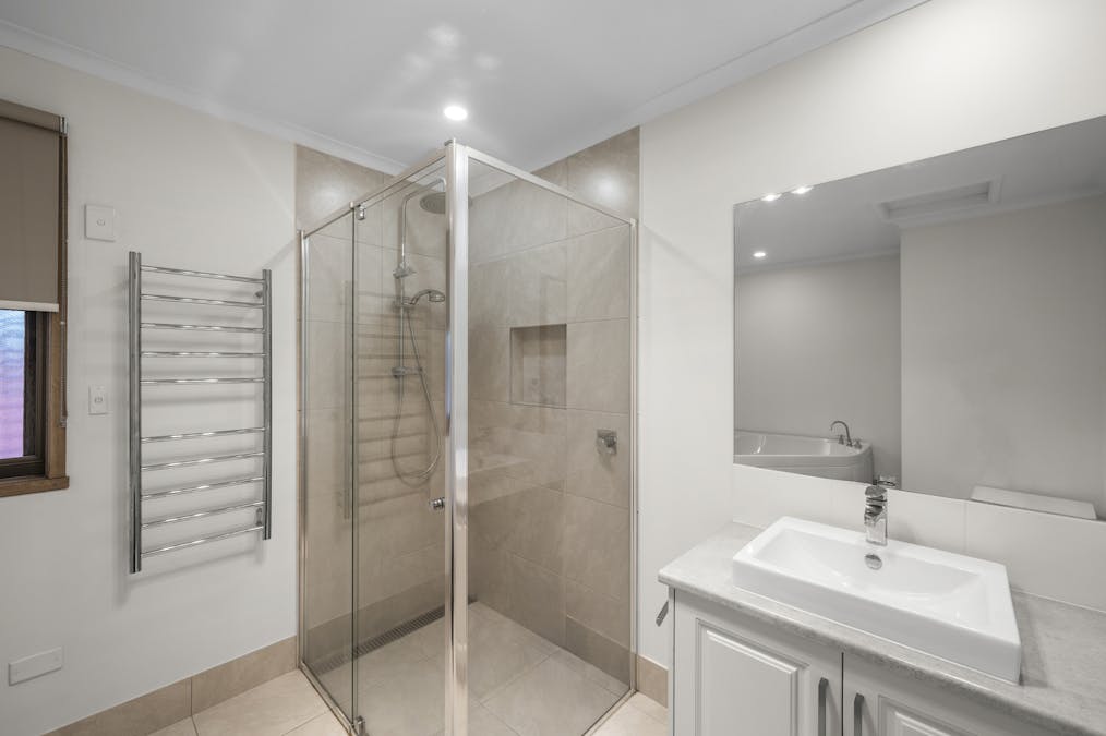 51 Hillview Road, Euroa, VIC, 3666 - Image 16
