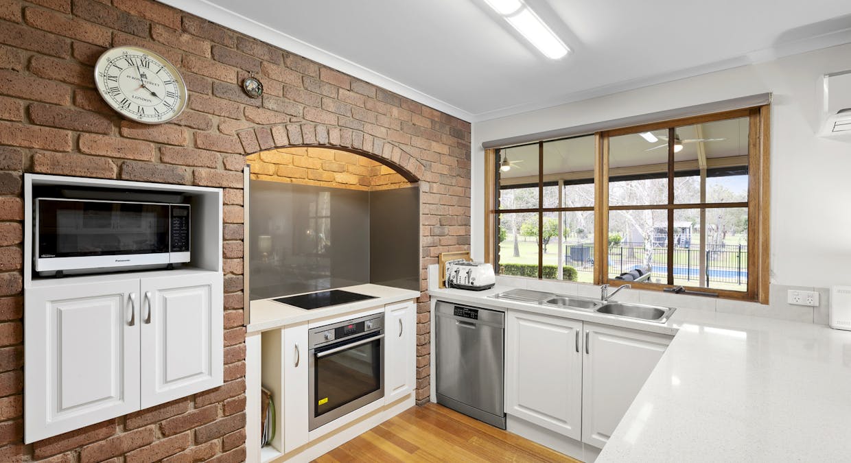 51 Hillview Road, Euroa, VIC, 3666 - Image 11