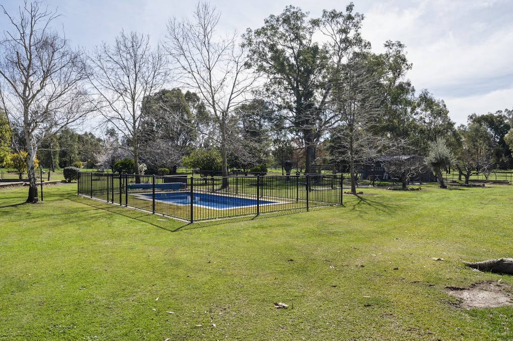 51 Hillview Road, Euroa, VIC, 3666 - Image 24