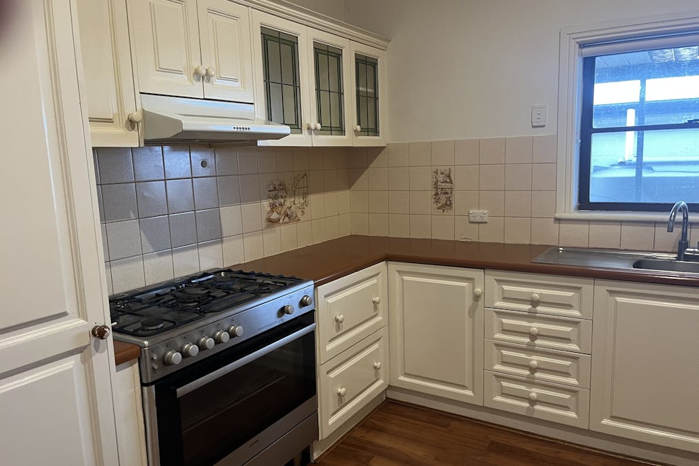 76 Bertha Street, Mount Gambier, SA, 5290 - Image 3